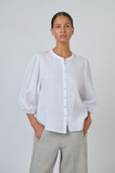 Naturals 3/4 Sleeve Top- White