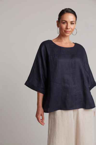 Eb & Ive Studio Relaxed Top- Navy One Size